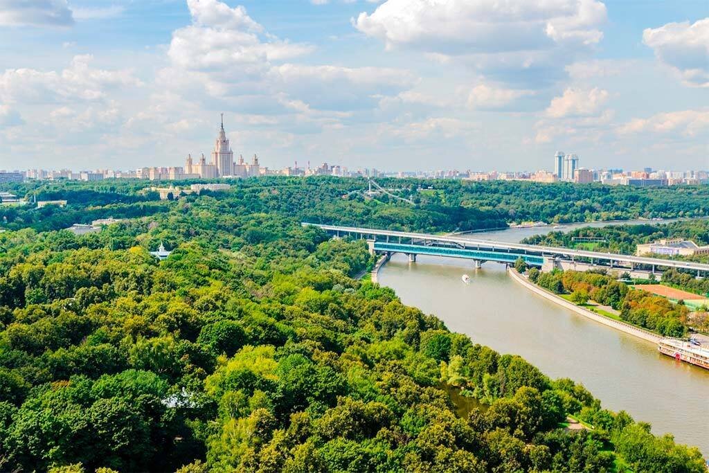 Вид на Москву с Воробьёвых гор